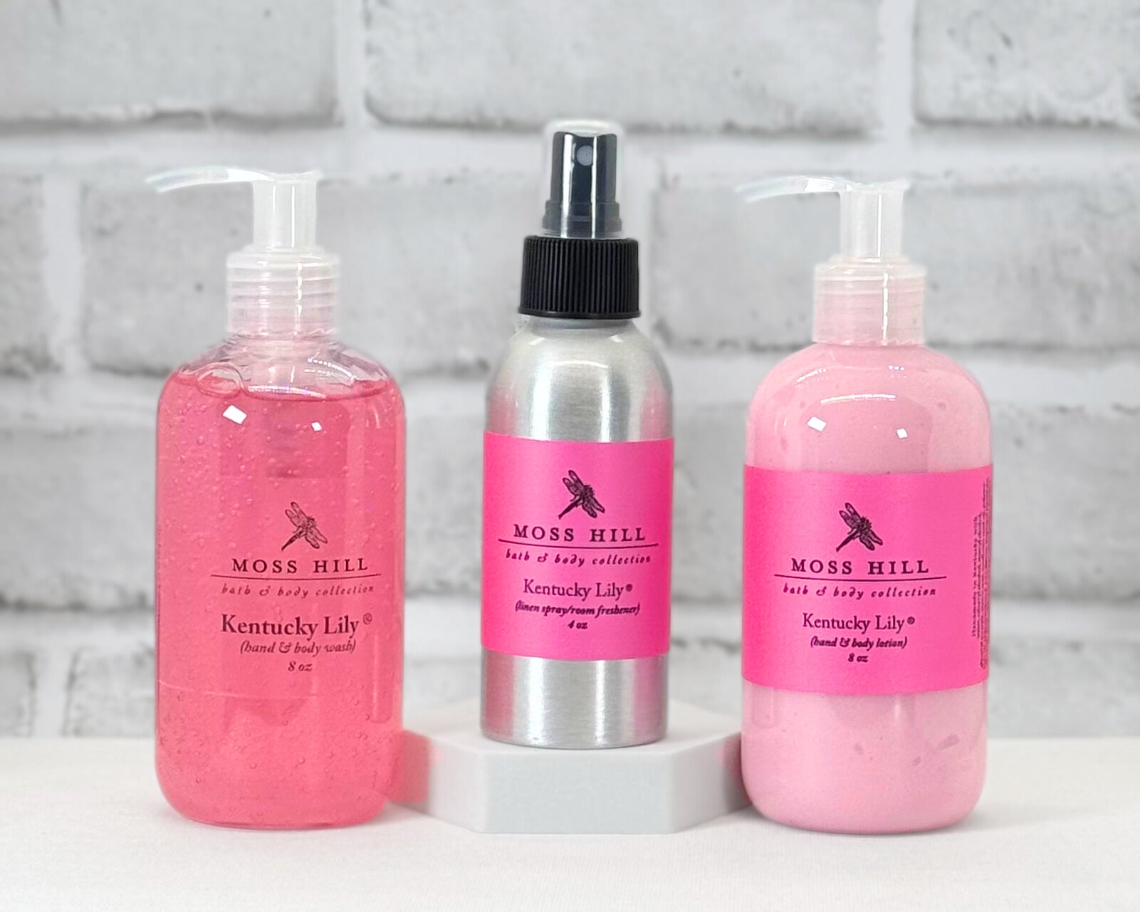 Home Essentials Set by Moss Hill – perfect gift set with body care and linen spray